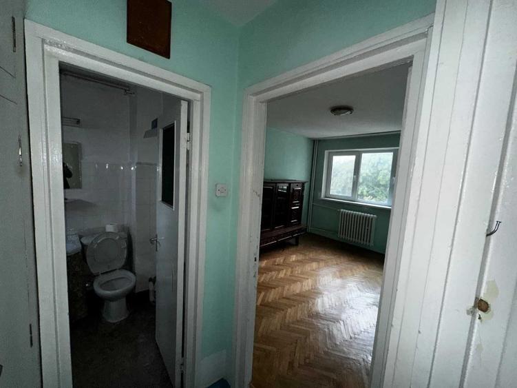Apartament cu 2 camere semidecomandat în Abator