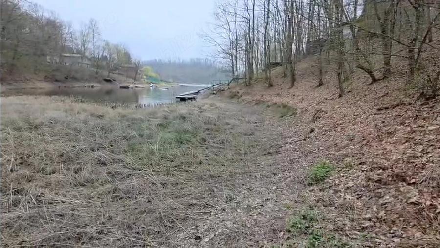Teren de 3915 mp, în Hăuzești