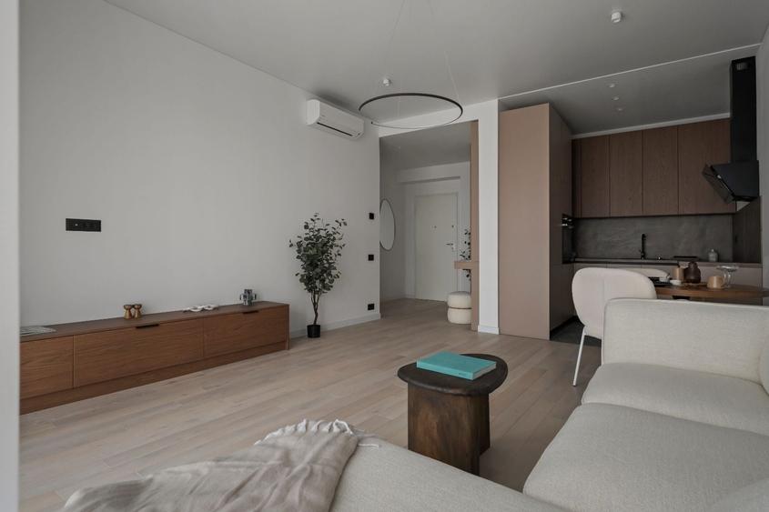 Apartament cu 2 camere decomandat în Doamna Ghica