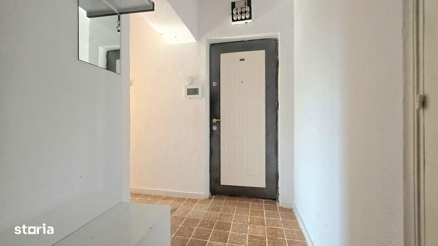 Apartament cu 4 camere decomandat în Unirii