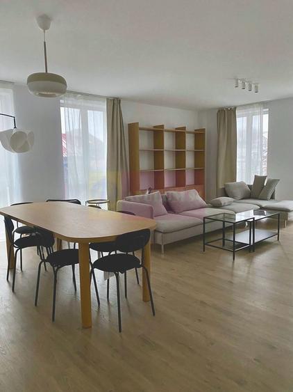 Apartament cu 3 camere decomandat în Grădina Icoanei