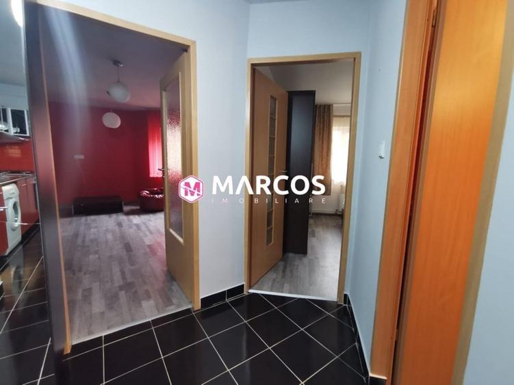 Apartament cu 2 camere decomandat în Micro IV