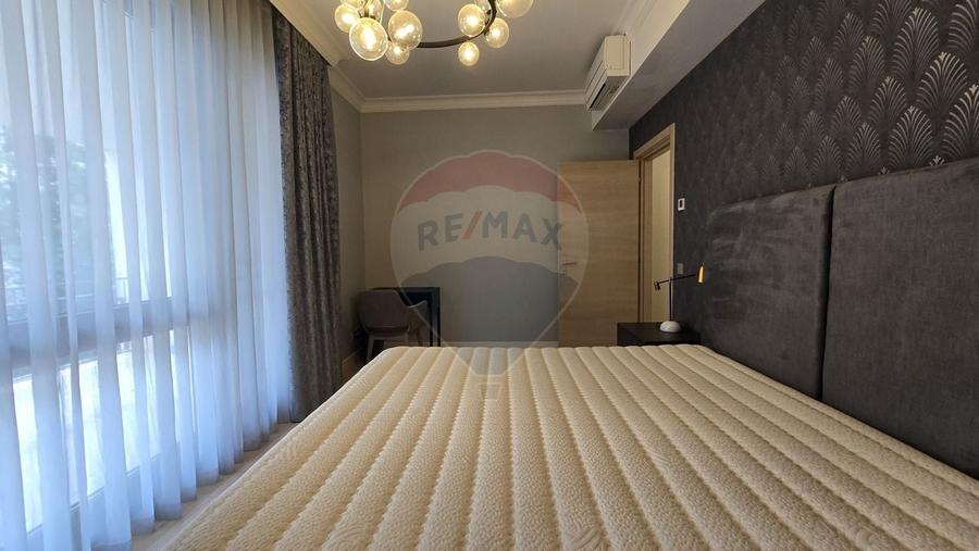 Apartament cu 3 camere semidecomandat, mobilat în Grădina Icoanei