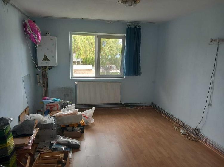 Garsonieră nedecomandată în Hărmanului
