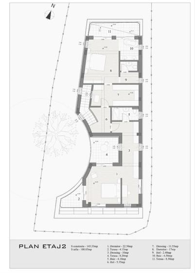 Apartament cu 4 camere decomandat în Central