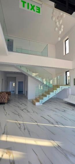 Spațiu comercial, de 260 mp, în Valea Adâncă