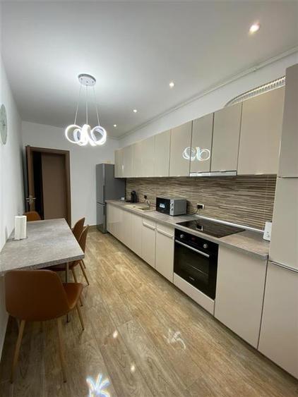 Garsoniera moderna – Coresi, confort & stil - 9