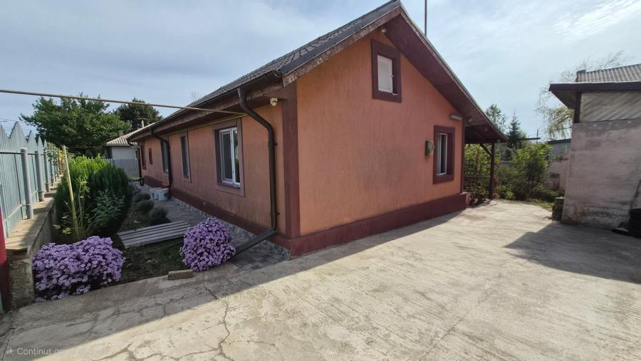 Casă individuală cu 3 camere cu Teren 515 Mp în Lazu