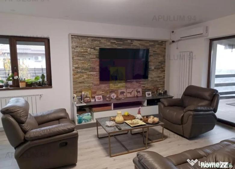 Casă cu 4 camere cu Teren 568 Mp în Săbăreni