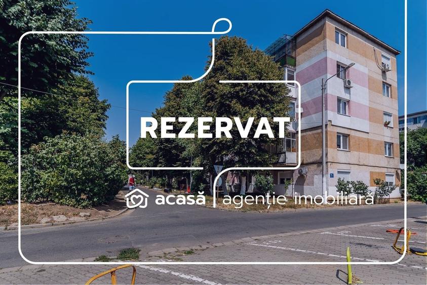 Apartament cu 2 camere nedecomandat, mobilat în Aurel Vlaicu