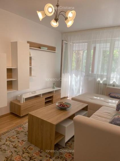 Apartament cu 2 camere decomandat, mobilat în Dristor