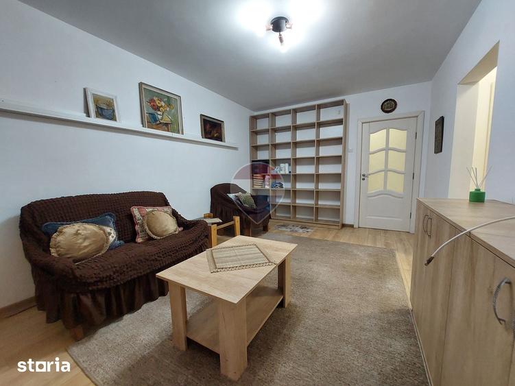 Apartament cu 2 camere decomandat în Drumul Taberei