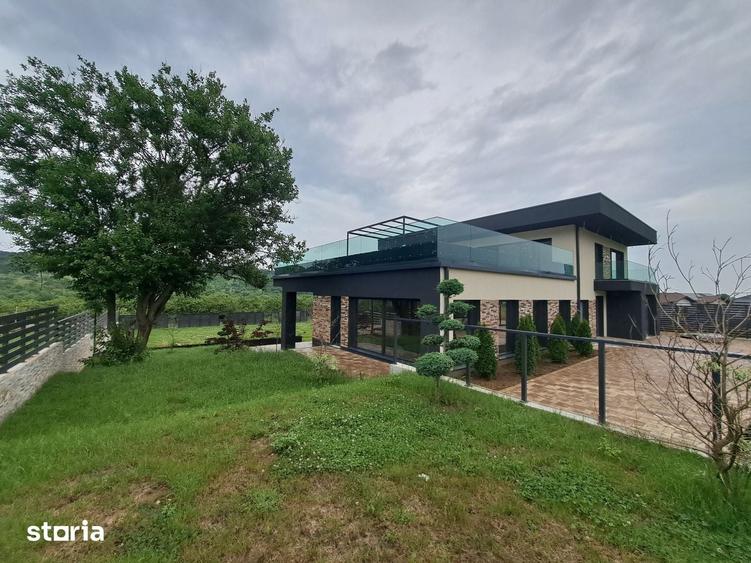 Vila premium, cu piscina interioara - teren 1200 mp, Cisnadioara Sibiu - 1