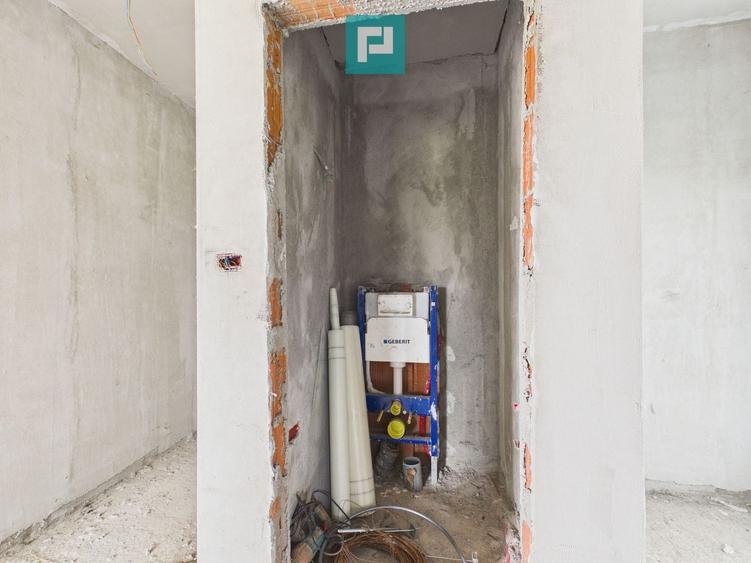 Casă individuală cu 4 camere cu Canalizare în Zimandcuz