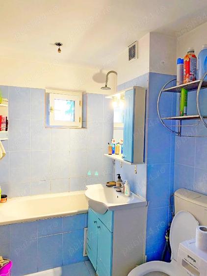 Apartament cu 3 camere decomandat în Aradului