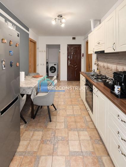 Apartament cu 2 camere decomandat, mobilat în Girocului