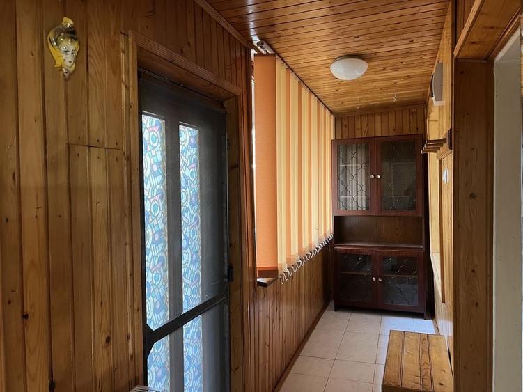 Casă cu 4 camere cu Teren 264 Mp în Podul de Fier