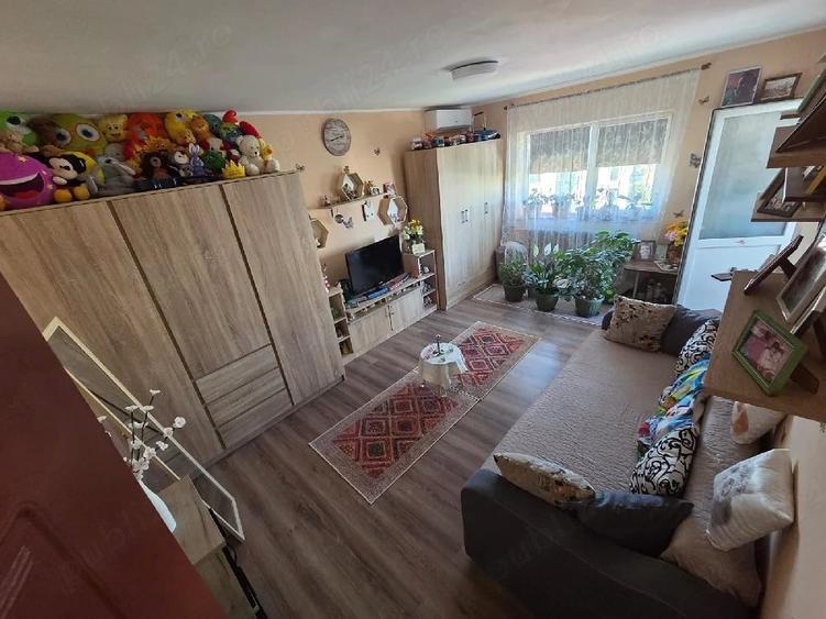 Apartament cu 2 camere decomandat în Dacia