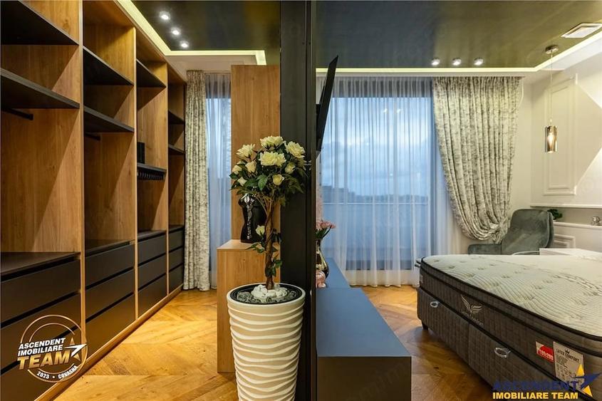 Apartament cu 4 camere în Central