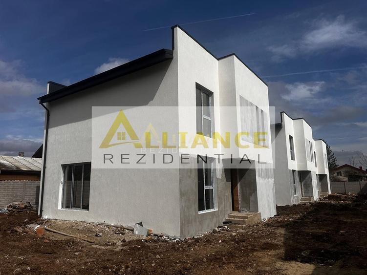 Casă individuală cu 5 camere cu Canalizare în Central
