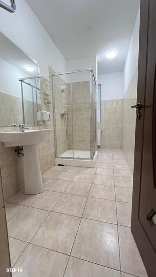 Apartament cu 3 camere în Astra