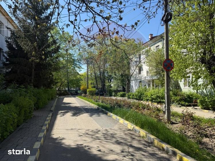 Apartament cu 2 camere decomandat, mobilat în Bistrița Lac
