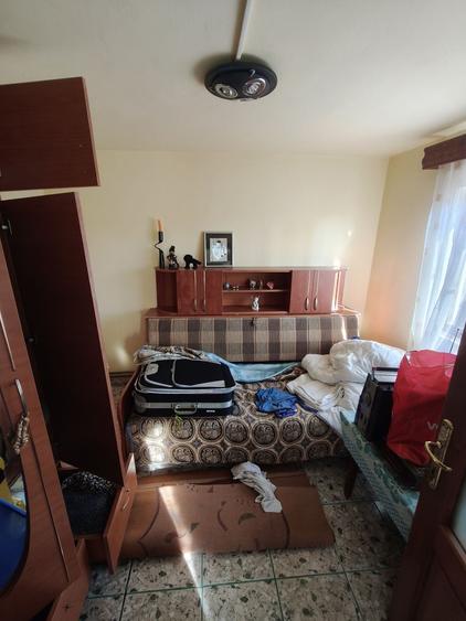 Casă cu 3 camere în Hătcărău