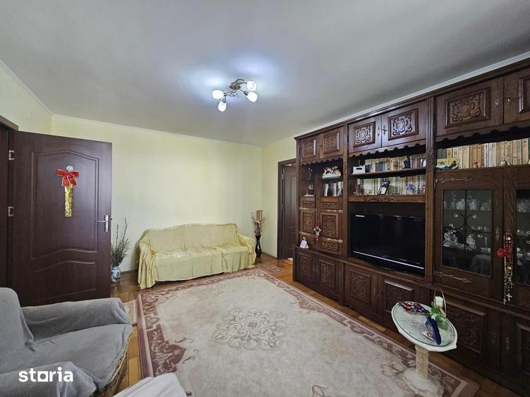 Apartament cu 2 camere semidecomandat în Podgoria