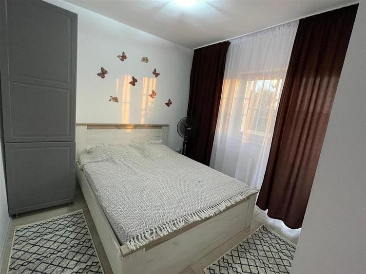 Apartament cu 3 camere decomandat, mobilat în Cug