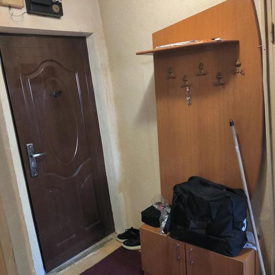 Apartament cu 2 camere semidecomandat în Sud