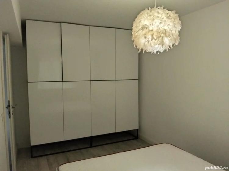Apartament cu 3 camere semidecomandat în Nicolae Titulescu