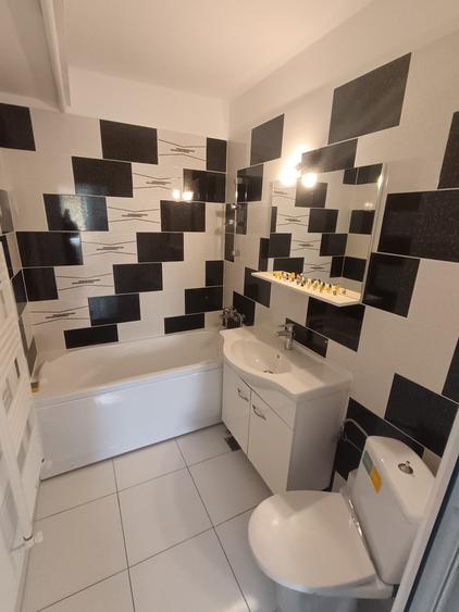 Apartament cu 2 camere decomandat, mobilat în Alexandru cel Bun