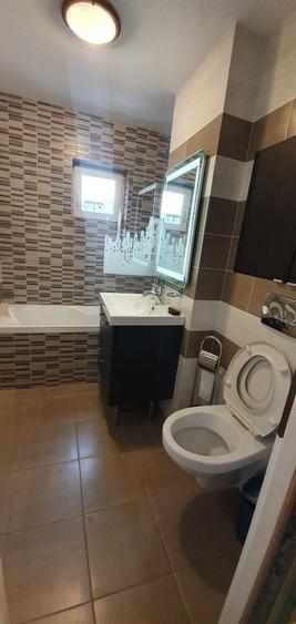 Apartament cu 2 camere decomandat, mobilat în Brâncoveanu