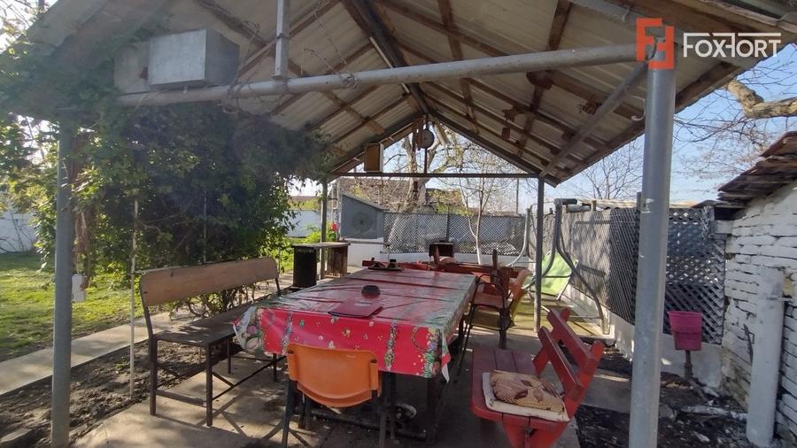 Casă individuală cu 5 camere cu Teren 1789 Mp în Checea