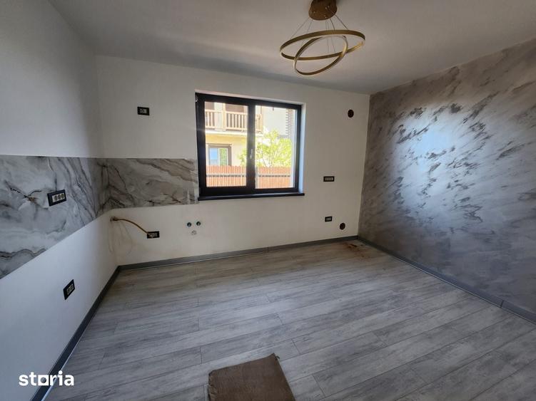 Casă cu 4 camere cu Teren 575 Mp în Hemeiuș