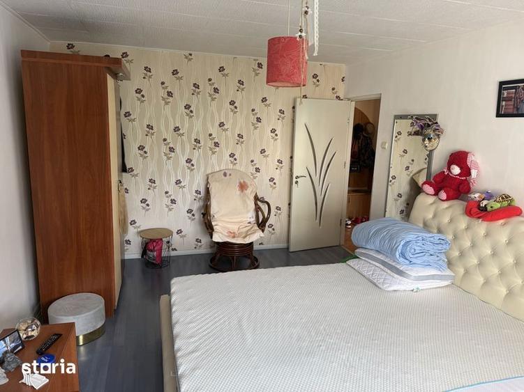 Apartament 3 camere Decomandat - 2