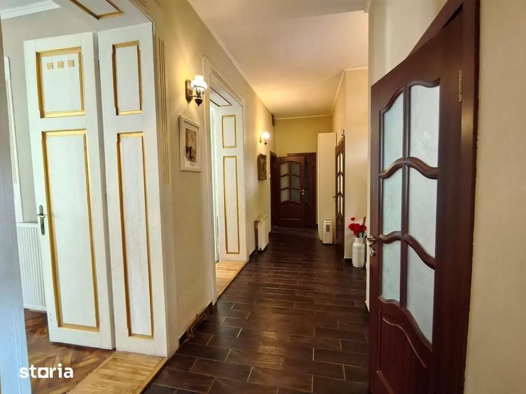 Apartament cu 4 camere decomandat în Iosefin