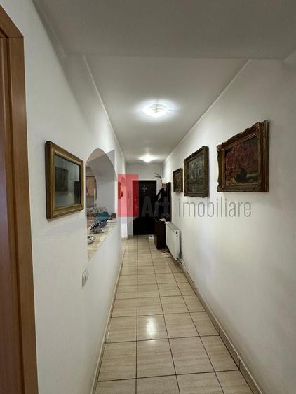 Apartament cu 3 camere decomandat în Prelungirea Ghencea