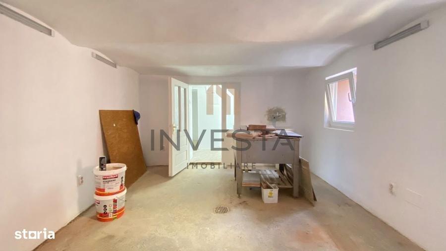Apartament cu 2 camere semidecomandat în Gruia