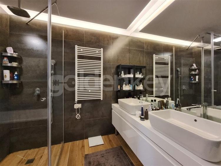 Apartament cu 4 camere decomandat, mobilat în Aviației