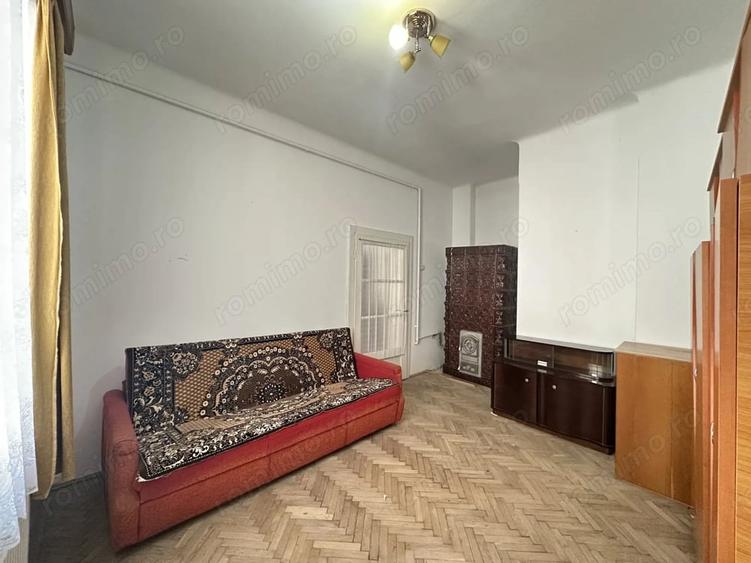 Apartament cu 2 camere semidecomandat în Centrul Istoric