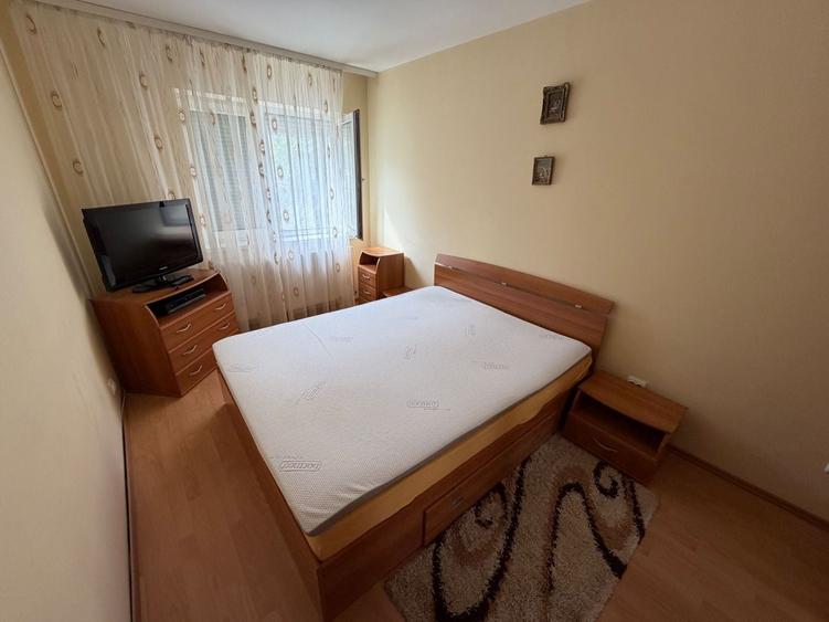 Apartament cu 2 camere în Cetate