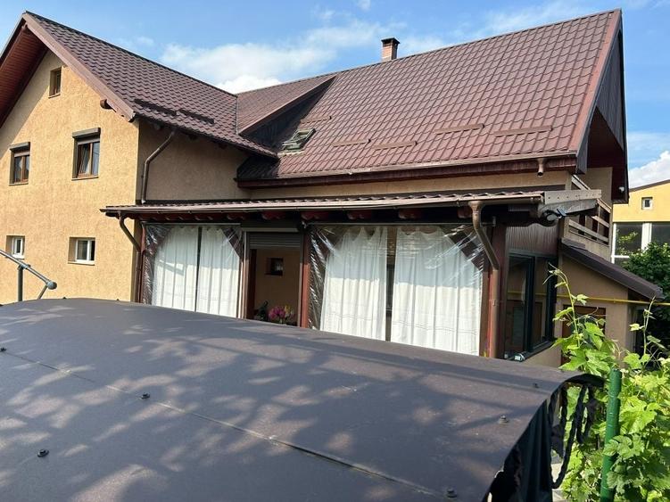 Casă cu 4 camere cu Teren 500 Mp în Central