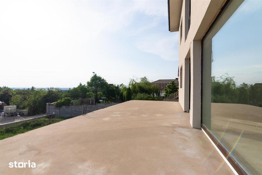 Casă cu 4 camere cu Teren 700 Mp în Oncea