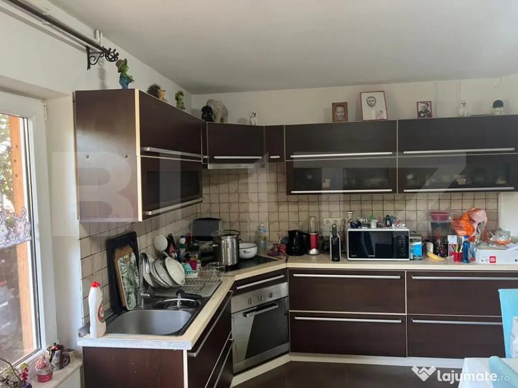 Casă cu 5 camere cu Teren 500 Mp în Sângeorgiu de Mureș