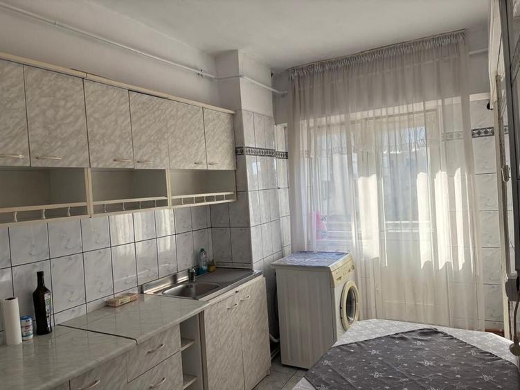 Apartament cu 2 camere decomandat în Ultracentral