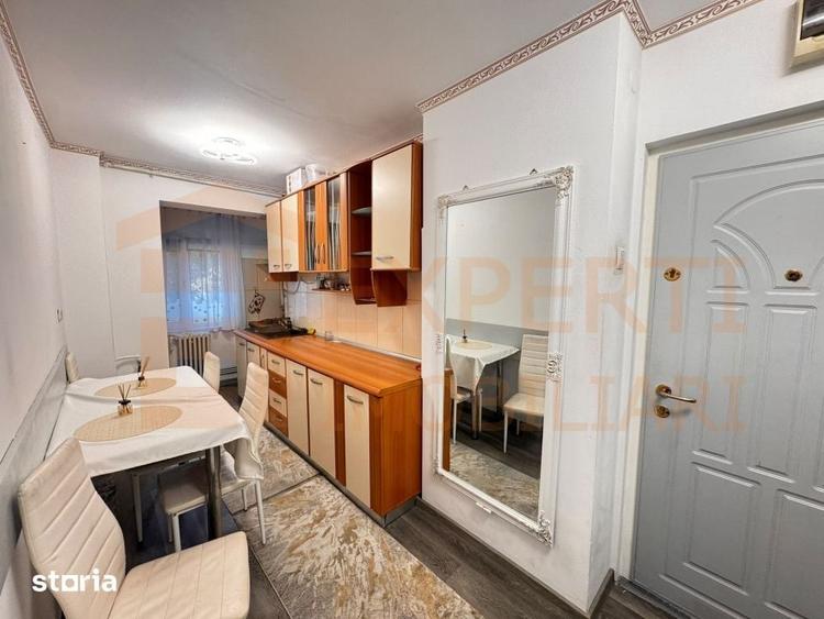 Apartament cu 2 camere semidecomandat în Casa de Cultură