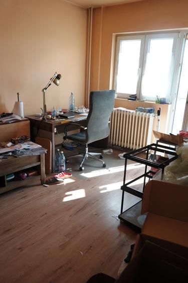 Apartament cu 2 camere semidecomandat în Brâncoveanu