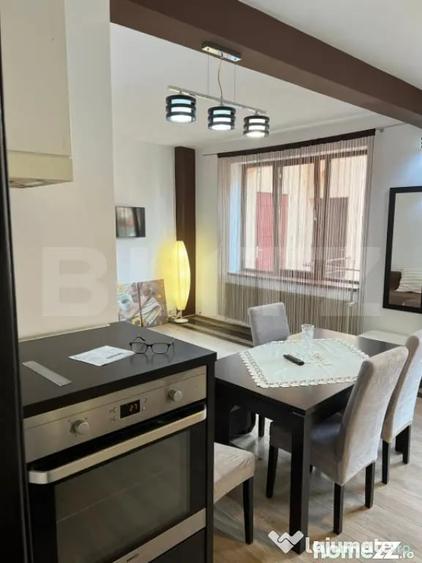 Apartament cu 2 camere decomandat în Centrul Istoric