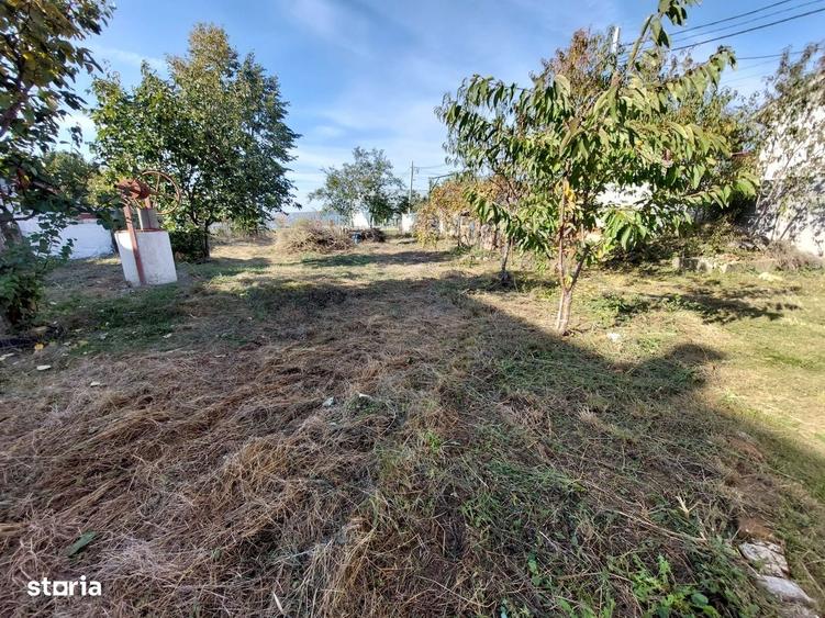 Casă cu 4 camere în Urleta